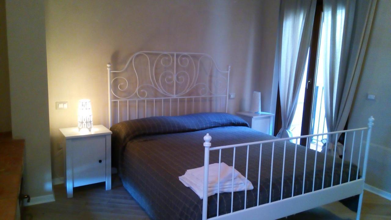 Apartamento Residenza del Borgo Amelia Habitación foto